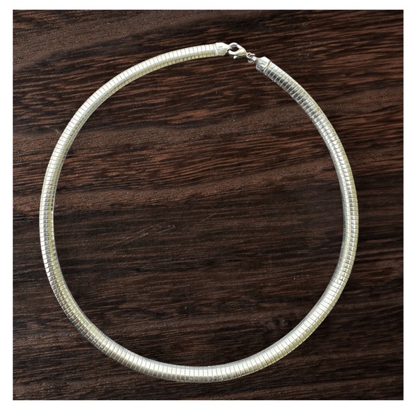 Elegant Silver Necklace